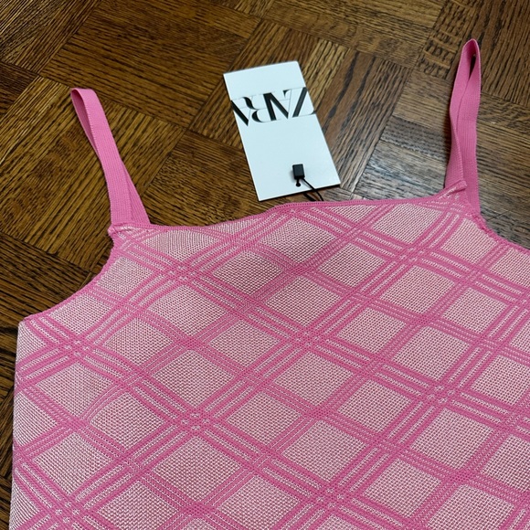 Zara new with tags stretchy mini pink dress - Picture 2 of 2